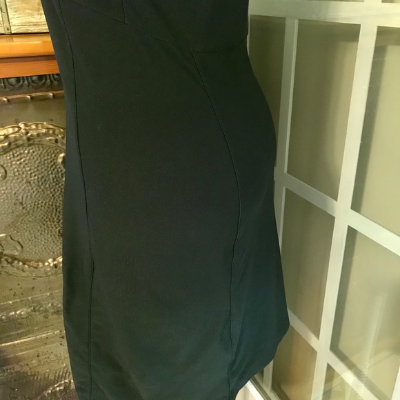 LL Bean Fitness performance black short sleeve dress - Picture 14 of 16